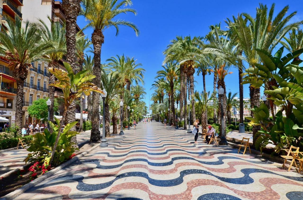 Ferienwohnung Playa Postiguet Penthouse By Nras Alicante Exterior foto